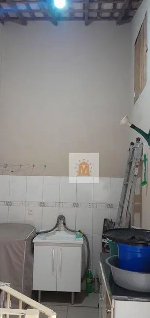 Foto 3 de Casa com 2 quartos à venda, 125m2 em Sao Jose Dos Campos - SP