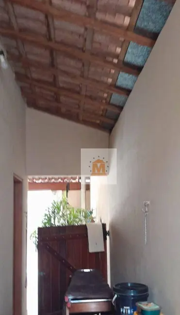 Foto 2 de Casa com 2 quartos à venda, 125m2 em Sao Jose Dos Campos - SP