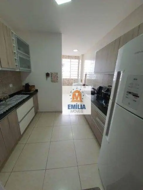 Foto 3 de Apartamento com 3 quartos à venda, 90m2 em Jardim Califórnia, Jacarei - SP
