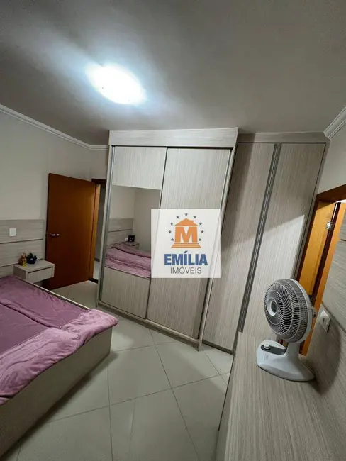 Casa com 2 quartos à venda, 150m2 em Sao Jose Dos Campos - SP - imagem 9 Foto 9 de Casa com 2 quartos à venda, 150m2 em Sao Jose Dos Campos - SP
