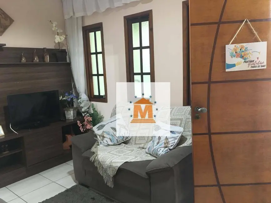 Foto 1 de Casa com 2 quartos à venda, 175m2 em Jardim Santa Marina, Jacarei - SP