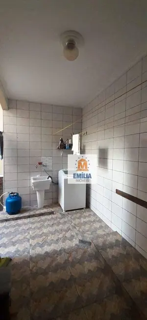 Sobrado com 3 quartos à venda, 150m2 em Parque Itamarati, Jacarei - SP - imagem 7 Foto 7 de Sobrado com 3 quartos à venda, 150m2 em Parque Itamarati, Jacarei - SP