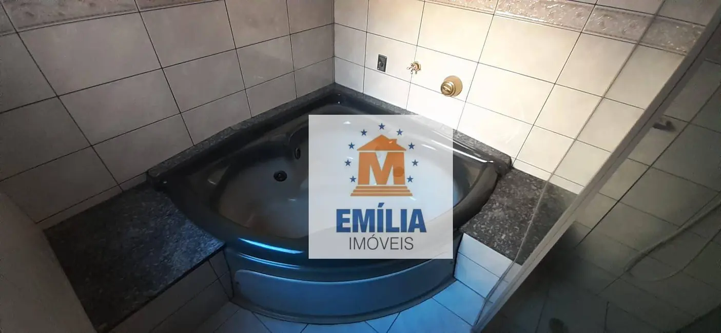 Sobrado com 3 quartos à venda, 150m2 em Parque Itamarati, Jacarei - SP - imagem 4 Foto 4 de Sobrado com 3 quartos à venda, 150m2 em Parque Itamarati, Jacarei - SP