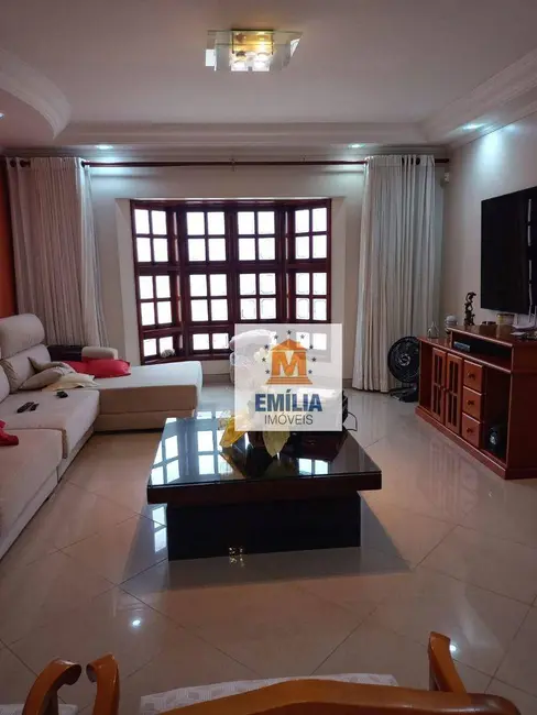 Foto 9 de Sobrado com 4 quartos à venda, 250m2 em Cidade Jardim, Jacarei - SP