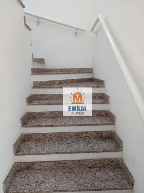 Foto 2 de Sobrado com 3 quartos à venda, 150m2 em Jardim Santa Maria, Jacarei - SP