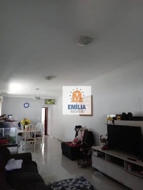 Foto 3 de Sobrado com 3 quartos à venda, 150m2 em Jardim Santa Maria, Jacarei - SP