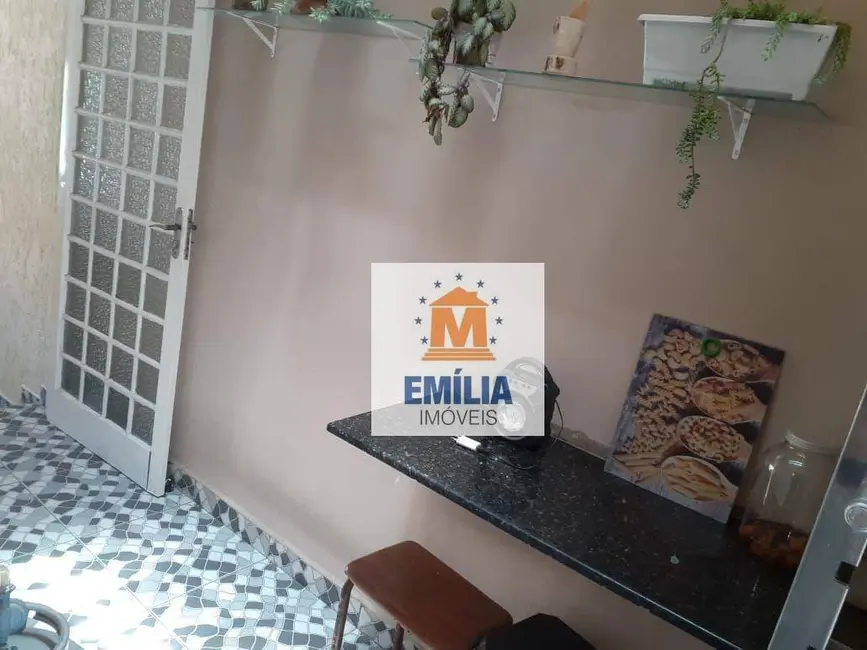 Foto 9 de Casa com 2 quartos à venda, 126m2 em Jardim Santa Marina, Jacarei - SP