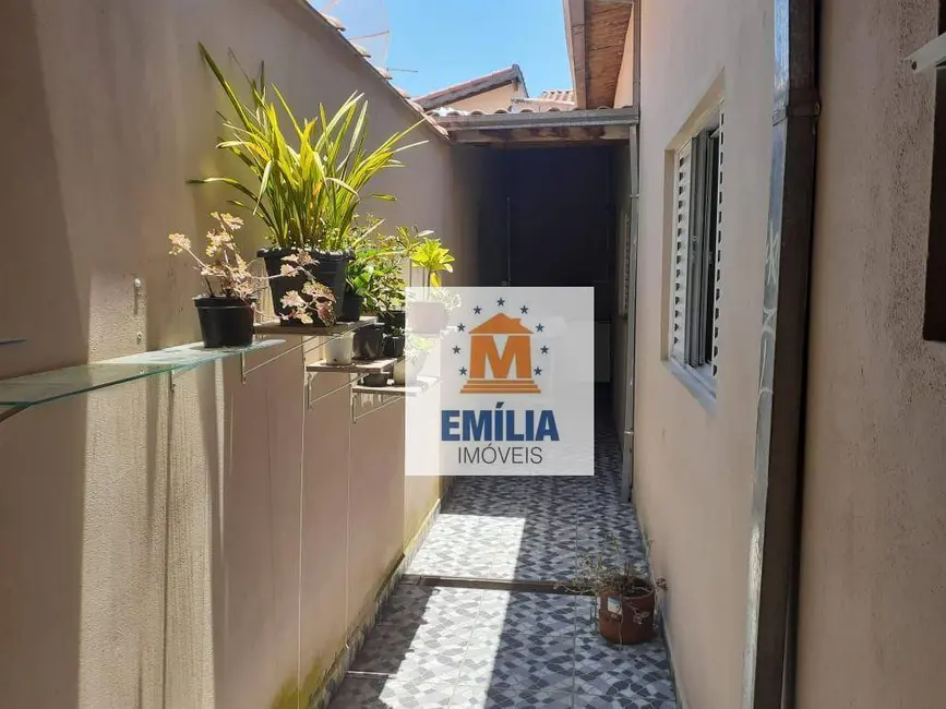 Foto 7 de Casa com 2 quartos à venda, 126m2 em Jardim Santa Marina, Jacarei - SP