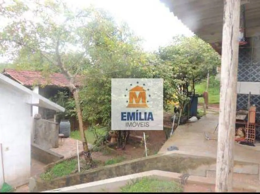 Chácara com 1 quarto à venda, 2360m2 em Paraibuna - SP - imagem 8 Foto 8 de Chácara com 1 quarto à venda, 2360m2 em Paraibuna - SP