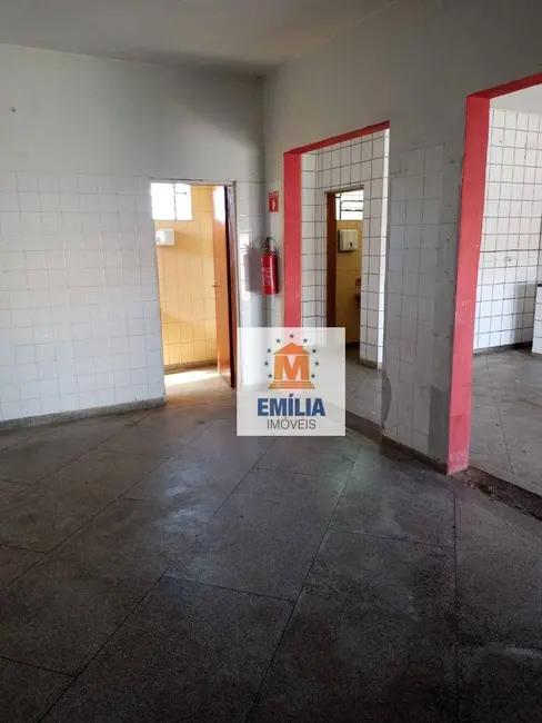 Foto 1 de Loja à venda, 250m2 em Jardim Colônia, Jacarei - SP