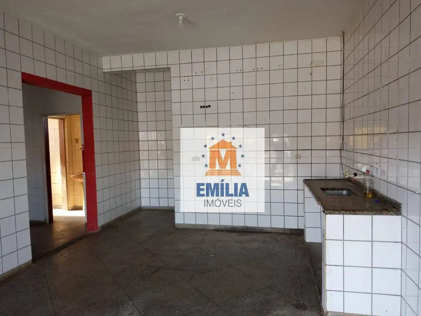 Foto 2 de Loja à venda, 250m2 em Jardim Colônia, Jacarei - SP