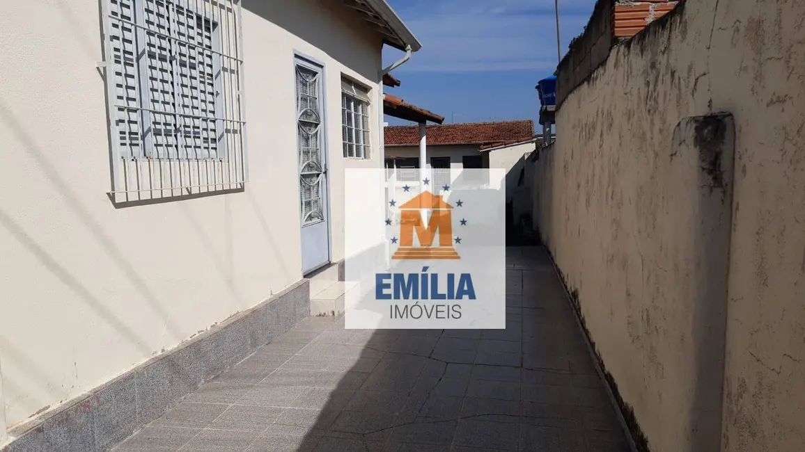 Casa com 2 quartos à venda, 300m2 em Jardim Didinha, Jacarei - SP - imagem 1 Foto 1 de Casa com 2 quartos à venda, 300m2 em Jardim Didinha, Jacarei - SP