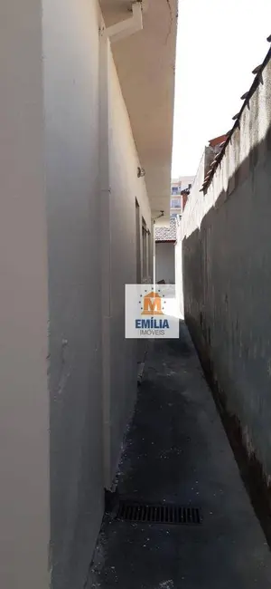 Foto 6 de Casa com 1 quarto à venda, 125m2 em Jardim Jacinto, Jacarei - SP