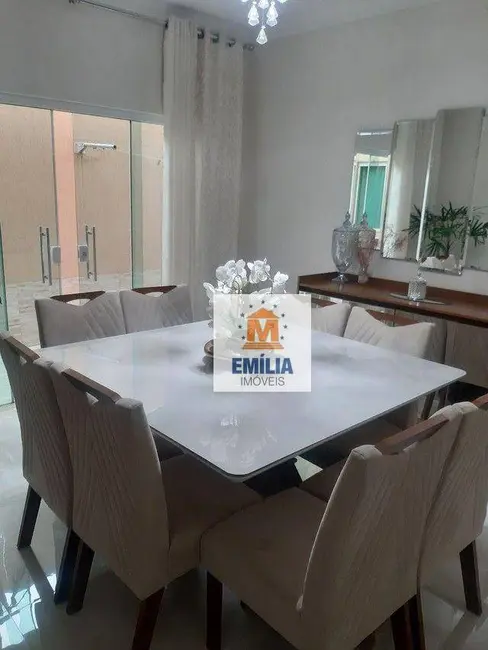 Foto 3 de Sobrado com 3 quartos à venda, 126m2 em Jardim Santa Marina, Jacarei - SP