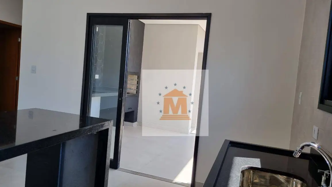 Foto 2 de Casa de Condomínio com 3 quartos à venda, 300m2 em Cacapava - SP