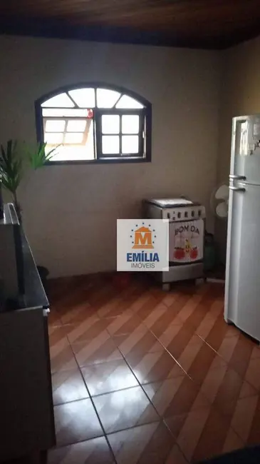 Foto 5 de Casa com 2 quartos à venda, 250m2 em Parque Santo Antônio, Jacarei - SP