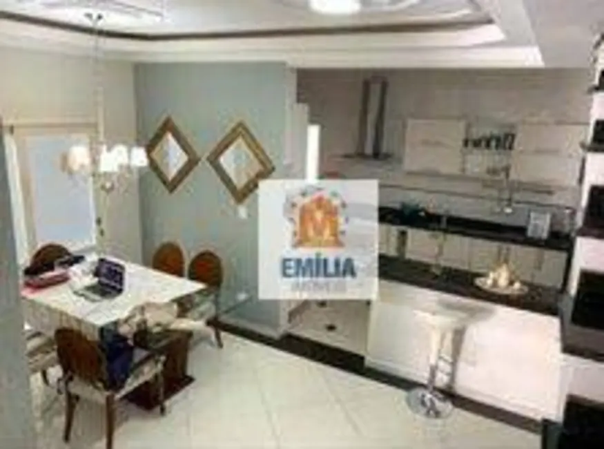 Sobrado com 3 quartos à venda, 175m2 em Jacarei - SP - imagem 5 Foto 5 de Sobrado com 3 quartos à venda, 175m2 em Jacarei - SP