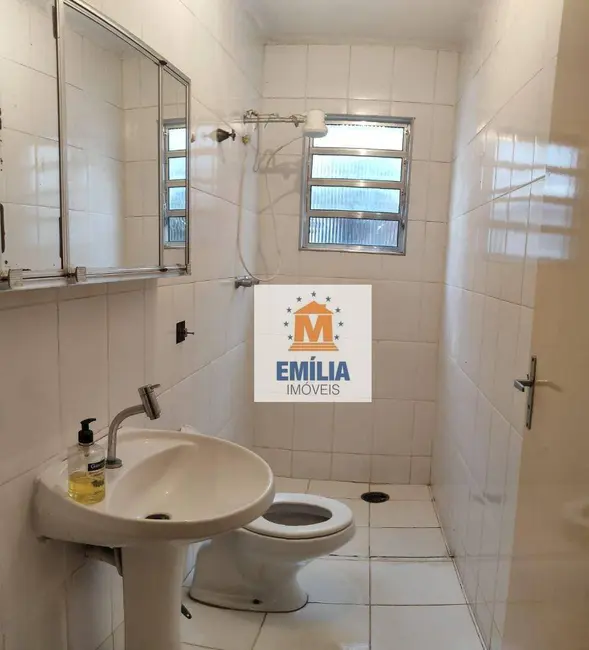 Foto 3 de Casa com 3 quartos à venda, 261m2 em Jardim Siesta, Jacarei - SP