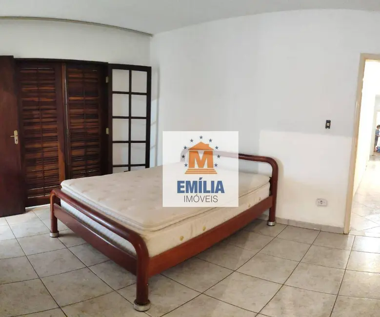 Foto 4 de Casa com 3 quartos à venda, 261m2 em Jardim Siesta, Jacarei - SP