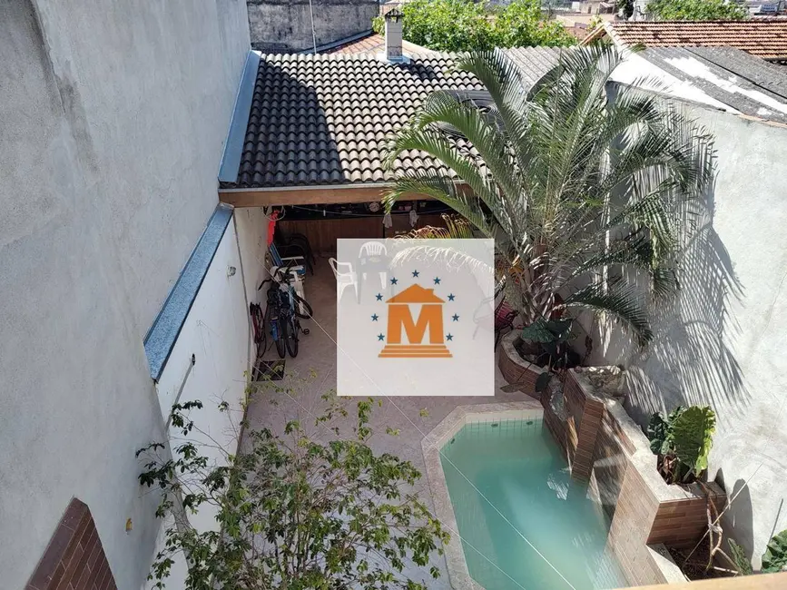 Foto 6 de Sobrado com 2 quartos à venda, 150m2 em Jardim Santa Maria, Jacarei - SP