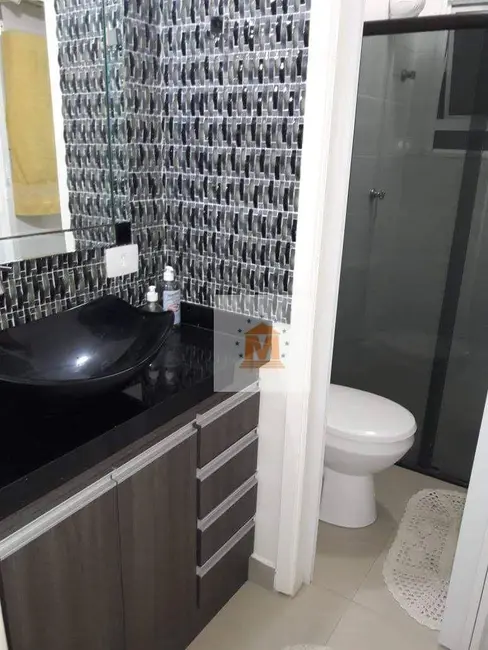Casa de Condomínio com 2 quartos à venda, 149m2 em Jardim Marcondes, Jacarei - SP - imagem 4 Foto 4 de Casa de Condomínio com 2 quartos à venda, 149m2 em Jardim Marcondes, Jacarei - SP