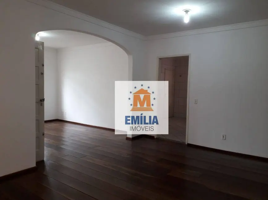 Casa com 4 quartos à venda, 250m2 em Sao Jose Dos Campos - SP - imagem 3 Foto 3 de Casa com 4 quartos à venda, 250m2 em Sao Jose Dos Campos - SP