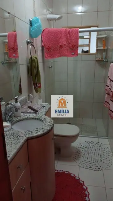 Foto 4 de Casa com 3 quartos à venda, 140m2 em Residencial Santa Paula, Jacarei - SP