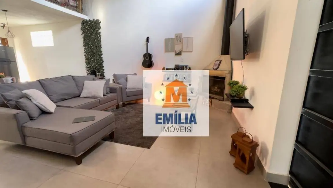 Foto 4 de Casa com 2 quartos à venda, 825m2 em Santa Branca - SP