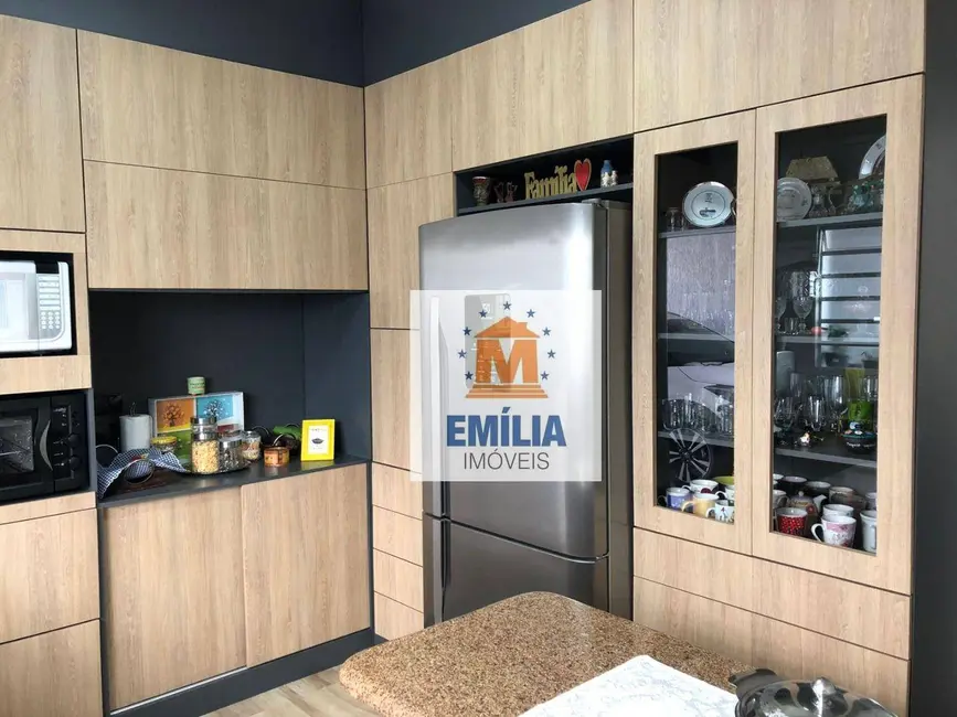 Foto 7 de Sobrado com 5 quartos à venda, 345m2 em Jardim América, Jacarei - SP