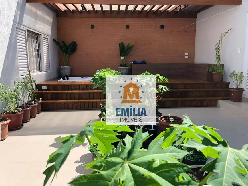 Foto 5 de Sobrado com 5 quartos à venda, 345m2 em Jardim América, Jacarei - SP