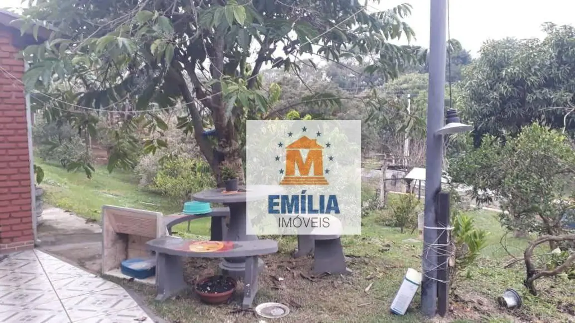 Foto 4 de Chácara com 2 quartos à venda, 1080m2 em Jardim Colônia, Jacarei - SP