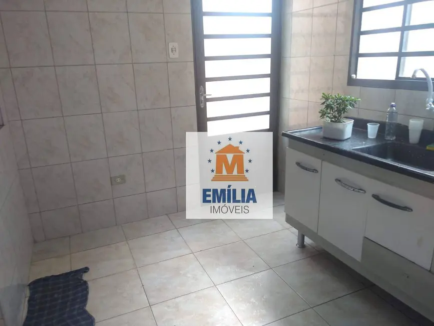 Sobrado com 3 quartos à venda, 250m2 em Jardim Paraíso, Jacarei - SP - imagem 3 Foto 3 de Sobrado com 3 quartos à venda, 250m2 em Jardim Paraíso, Jacarei - SP