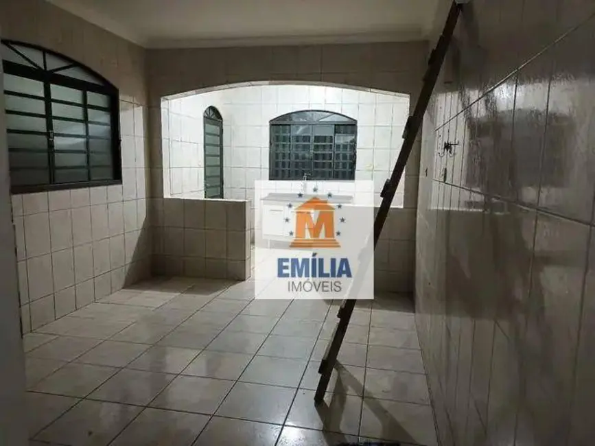 Sobrado com 3 quartos à venda, 250m2 em Jardim Paraíso, Jacarei - SP - imagem 4 Foto 4 de Sobrado com 3 quartos à venda, 250m2 em Jardim Paraíso, Jacarei - SP