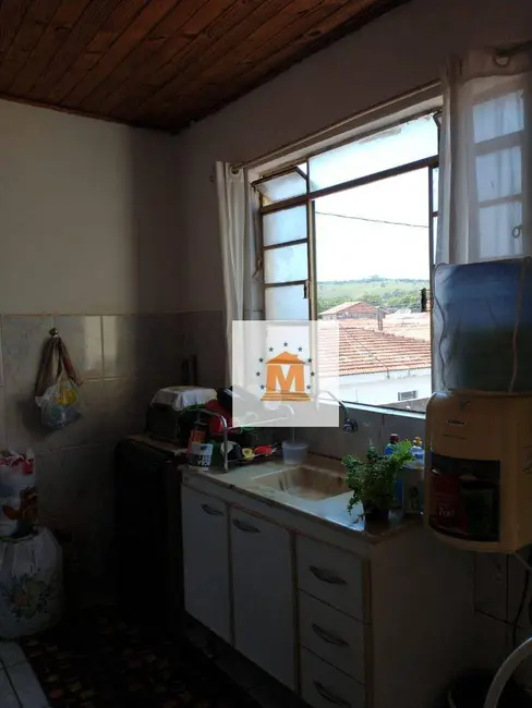Foto 2 de Casa com 4 quartos à venda, 250m2 em Cidade Jardim, Jacarei - SP