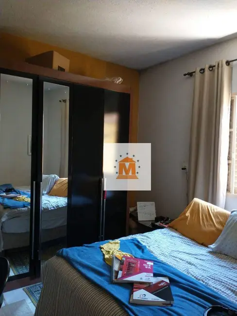 Foto 8 de Casa com 4 quartos à venda, 250m2 em Cidade Jardim, Jacarei - SP