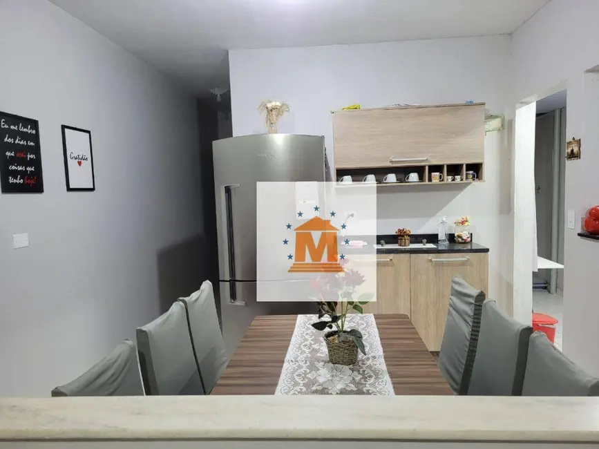 Foto 2 de Casa com 3 quartos à venda, 135m2 em Parque Imperial, Jacarei - SP