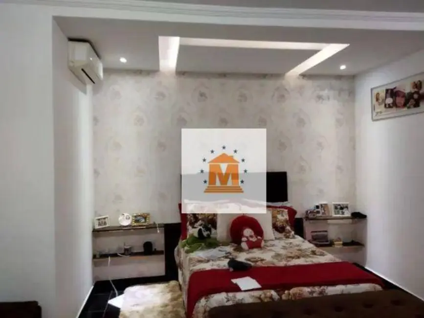 Foto 6 de Casa com 3 quartos à venda, 150m2 em Jardim Pitoresco, Jacarei - SP