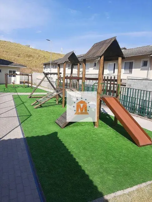 Foto 7 de Sobrado com 2 quartos à venda, 132m2 em Jardim Colônia, Jacarei - SP