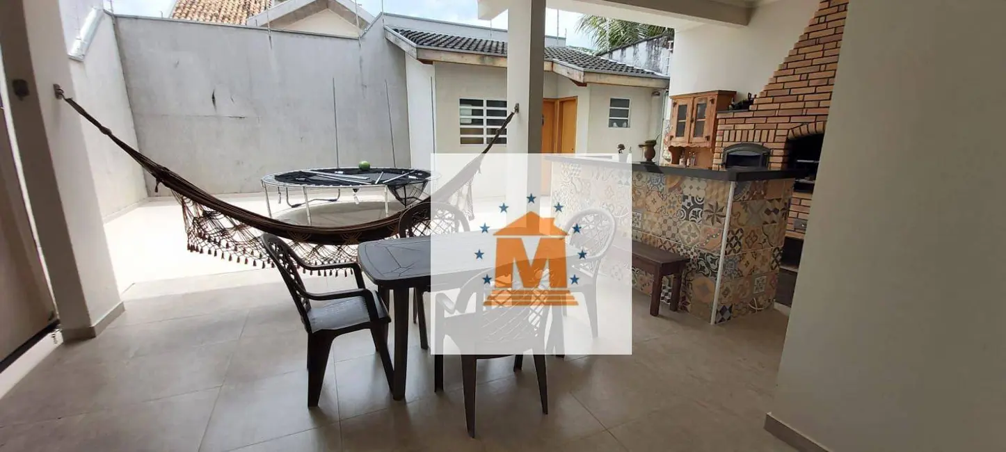 Foto 6 de Sobrado com 3 quartos à venda, 250m2 em Jacarei - SP