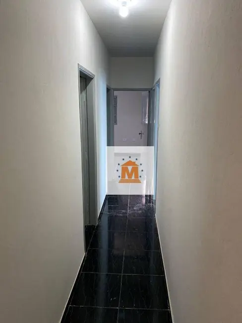 Foto 9 de Casa com 3 quartos à venda, 250m2 em Jardim Emília, Jacarei - SP