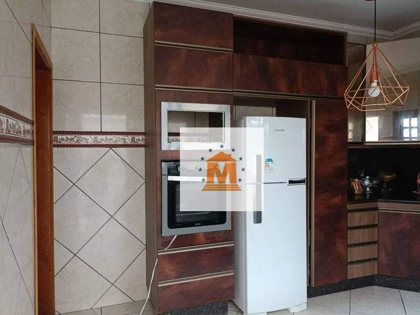 Foto 2 de Casa com 2 quartos à venda, 122m2 em Parque Imperial, Jacarei - SP