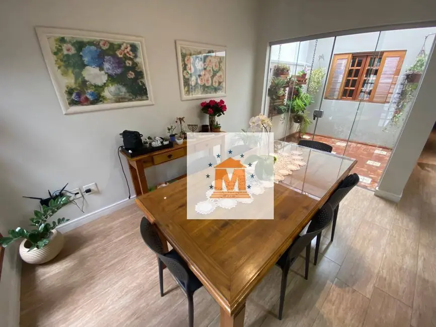 Casa com 3 quartos à venda, 140m2 em Jacarei - SP - imagem 6 Foto 6 de Casa com 3 quartos à venda, 140m2 em Jacarei - SP