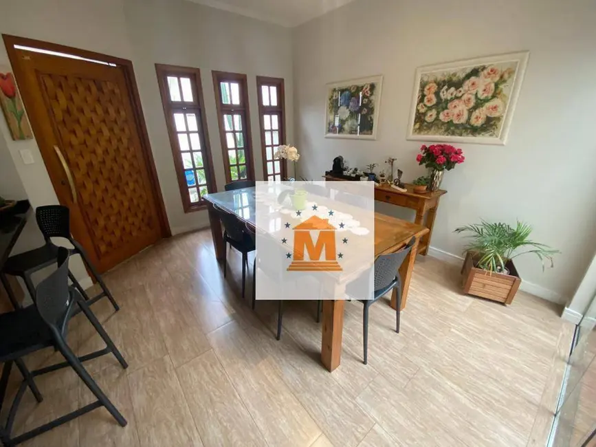 Casa com 3 quartos à venda, 140m2 em Jacarei - SP - imagem 2 Foto 2 de Casa com 3 quartos à venda, 140m2 em Jacarei - SP