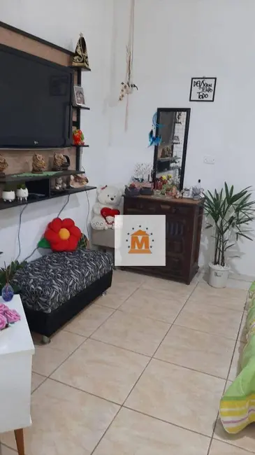 Foto 3 de Casa com 2 quartos à venda, 369m2 em Jardim Santa Maria, Jacarei - SP