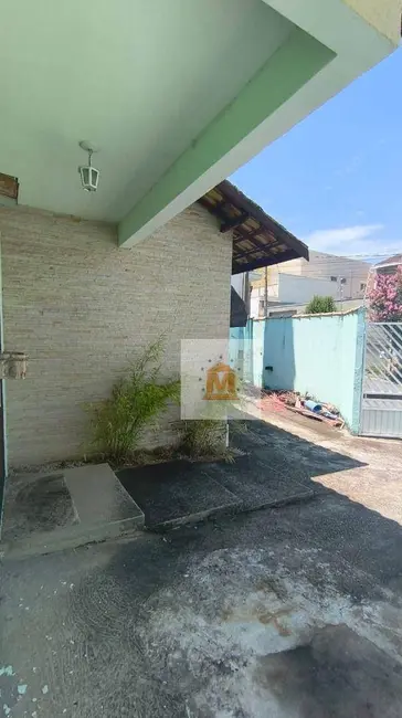 Foto 3 de Casa com 1 quarto à venda, 250m2 em Jacarei - SP
