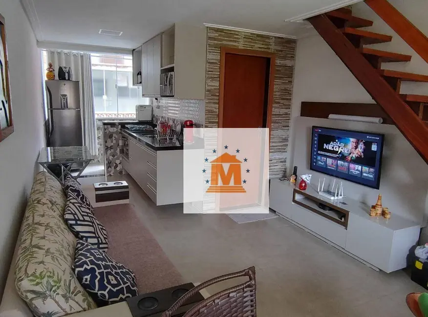 Foto 1 de Loft / Flat com 2 quartos à venda, 60m2 em Centro, Ubatuba - SP