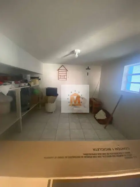 Foto 9 de Casa com 3 quartos à venda, 250m2 em Jardim das Indústrias, Jacarei - SP