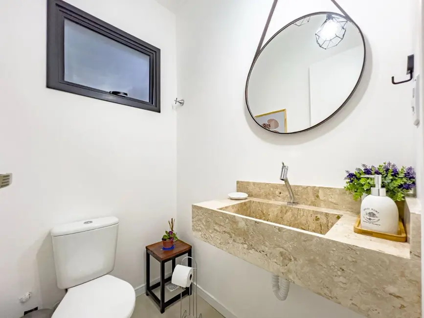 Foto 7 de Sobrado com 3 quartos à venda, 250m2 em Jacarei - SP