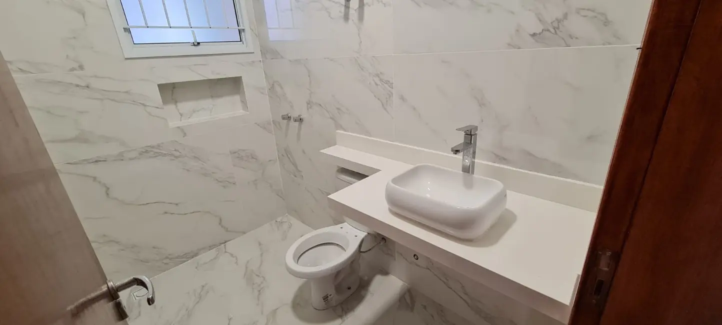 Casa com 3 quartos à venda, 175m2 em Jacarei - SP - imagem 7 Foto 7 de Casa com 3 quartos à venda, 175m2 em Jacarei - SP