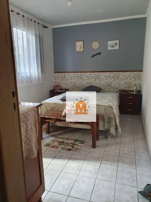 Foto 1 de Casa com 3 quartos à venda, 250m2 em Cidade Nova Jacareí, Jacarei - SP